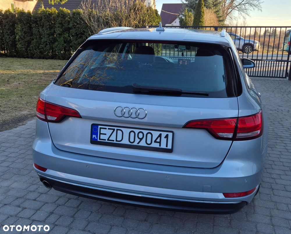 Audi A4 Avant - 30