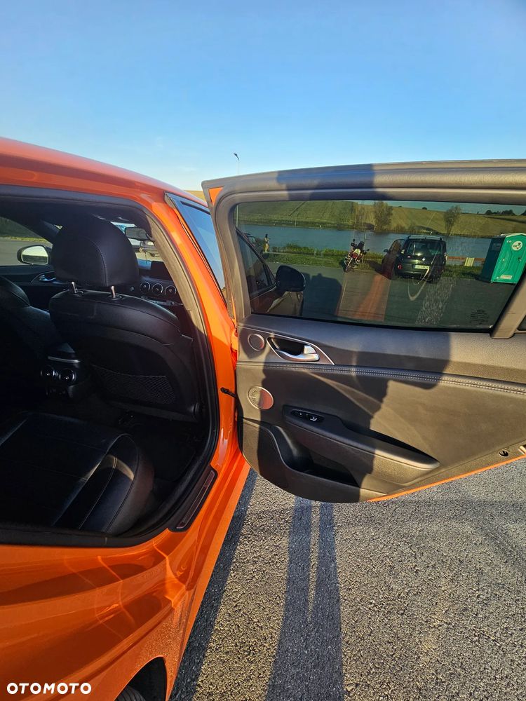 Kia Stinger 2.0 T-GDI GT Line - 15