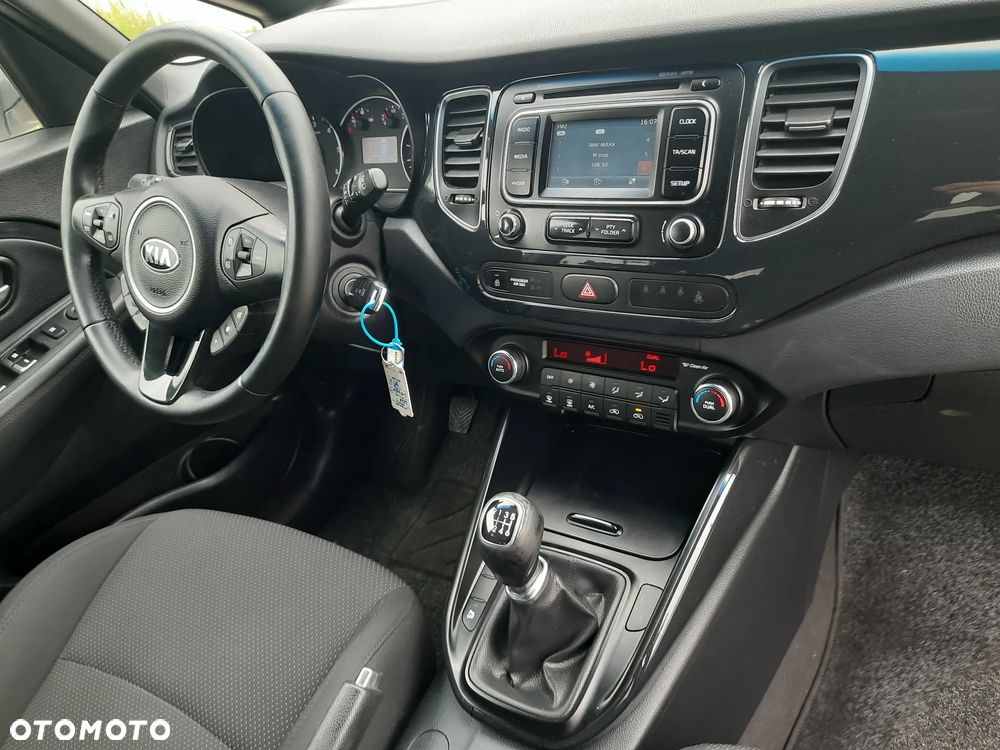 Kia Carens 1.7 CRDi M EU6 - 6