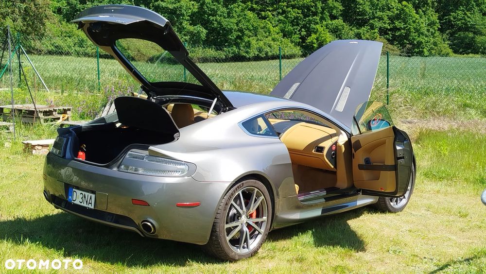 Aston Martin V8 Vantage 4,7 SportShift - 25