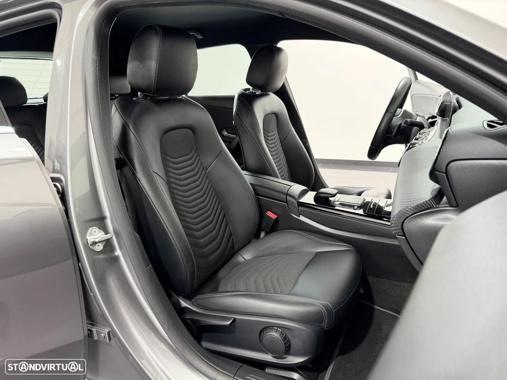 Mercedes-Benz A 250 e Progressive - 35