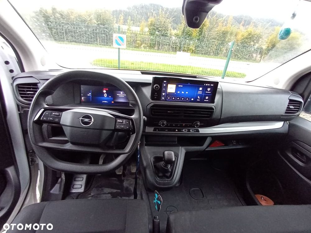 Opel Vivaro - 13