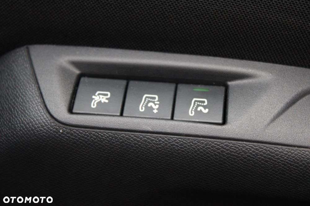 Peugeot 308 - 16