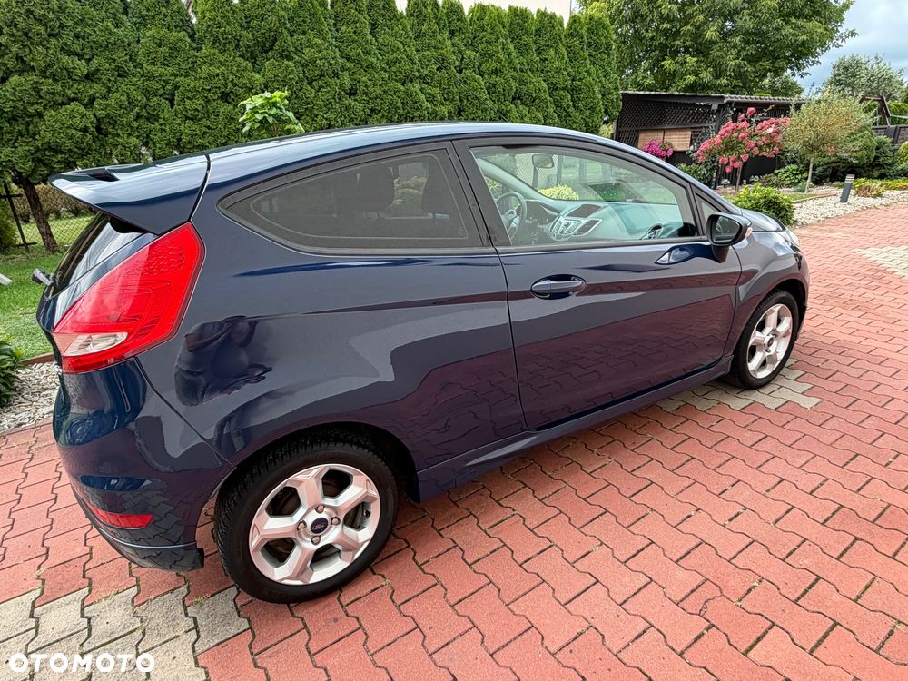 Ford Fiesta - 8