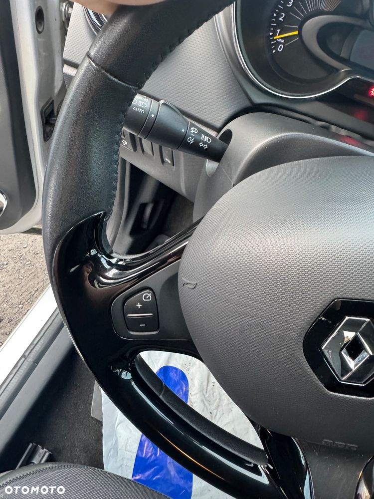 Renault Captur - 34