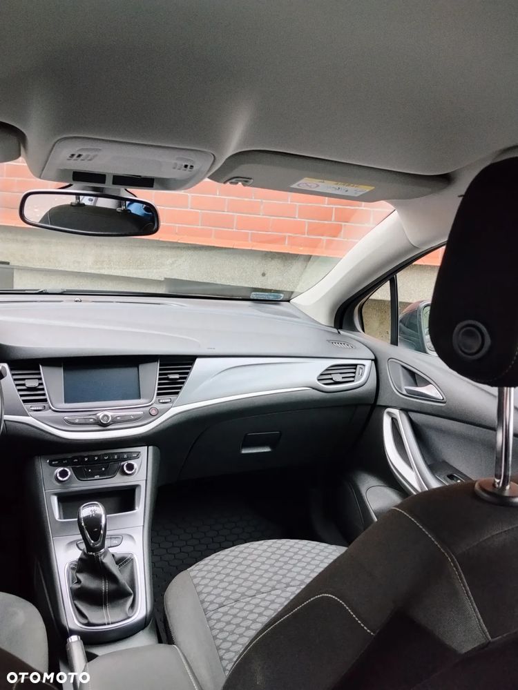 Opel Astra V 1.0 T Enjoy S&S - 11