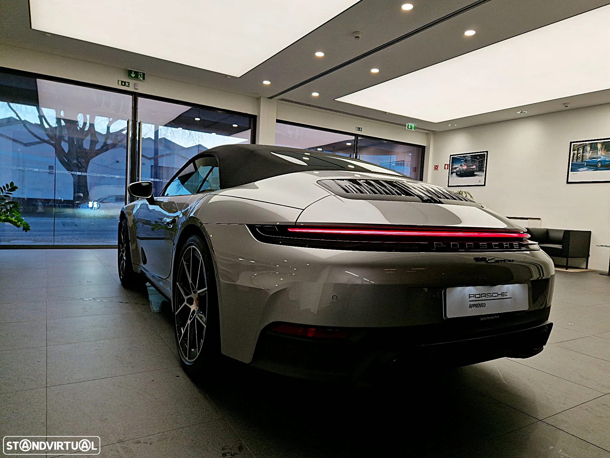 Porsche 911 (992) Carrera - 3