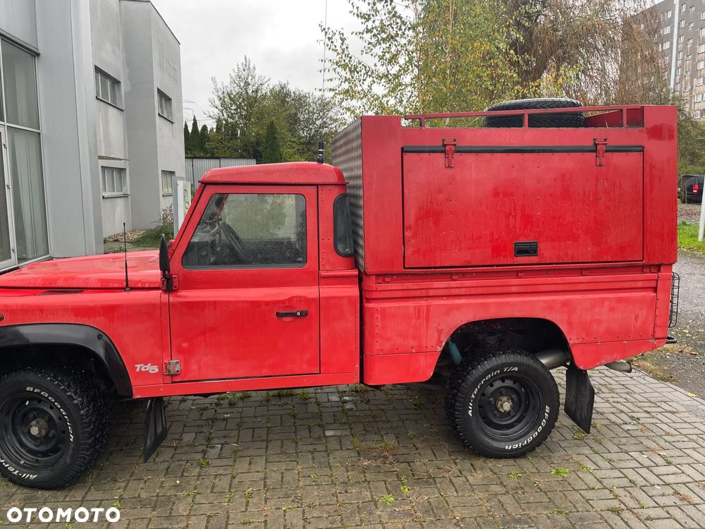Land Rover Defender 2002 photo 2