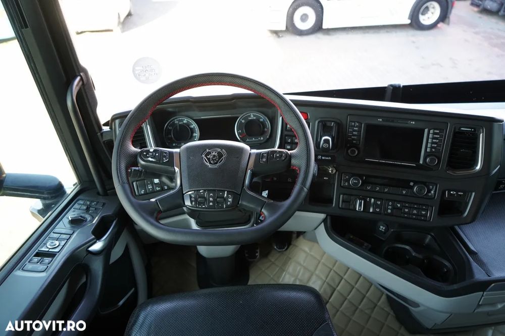 Scania S 520 / V8 / RETARDER / I-PARK COOL / COMPLET AIRMATIC / PIELE / - 28