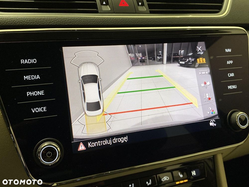 Skoda Superb 2.0 TDI SCR 4x4 Style DSG - 40