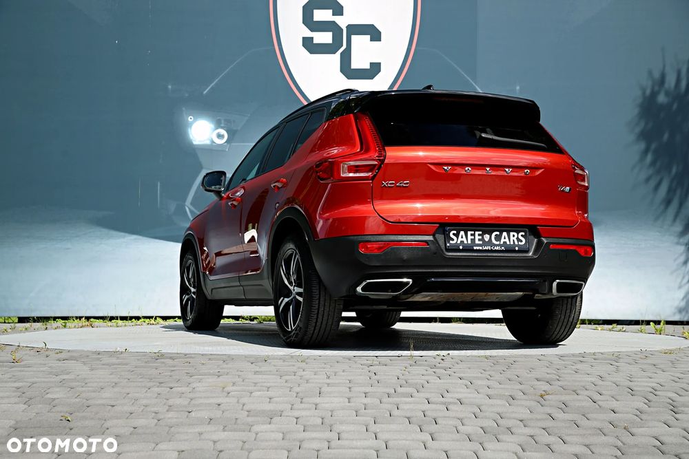 Volvo XC 40 T4 AWD R-Design - 9