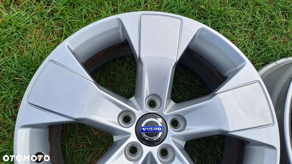 Felgi Aluminiowe 18 Volvo XC 40 5x108 ET 50.5 - 13