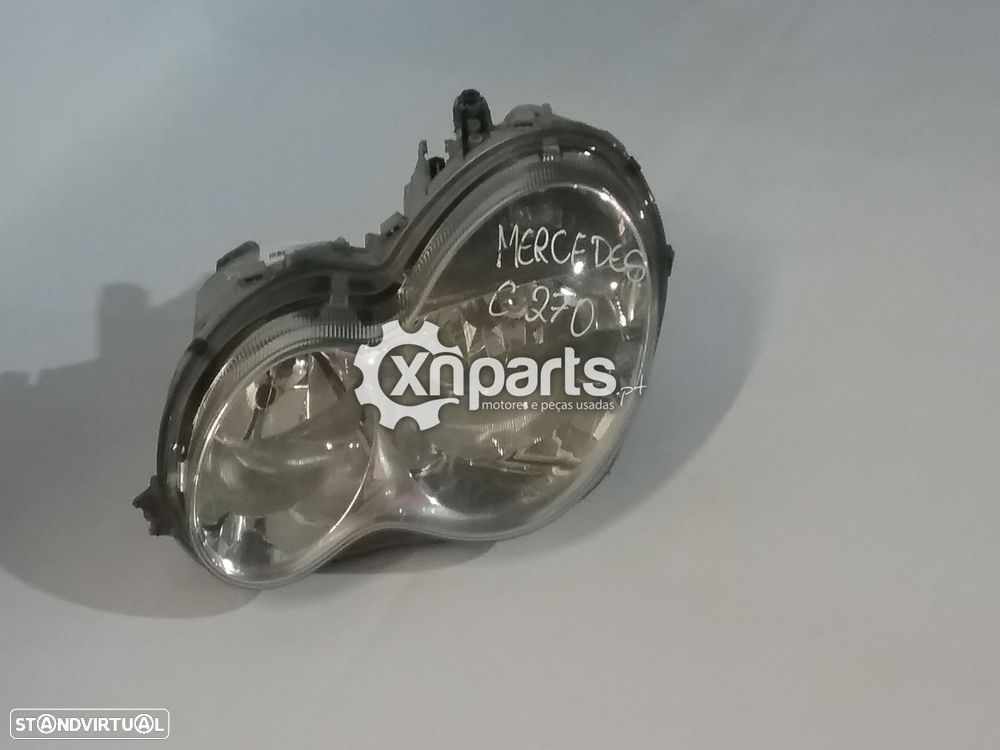 Farol Frente Esq MERCEDES-BENZ C-CLASS (W203) Usado 2000 - 2007 - 1