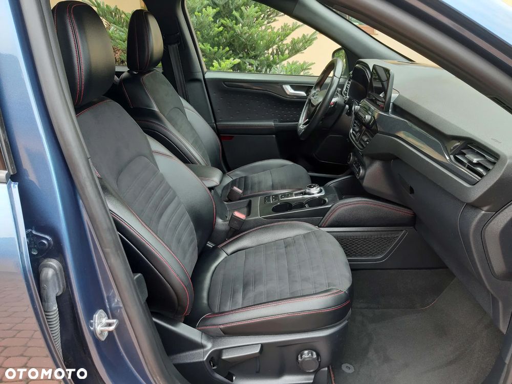 Ford Kuga 2.0 EcoBlue 4x4 ST-LINE - 30