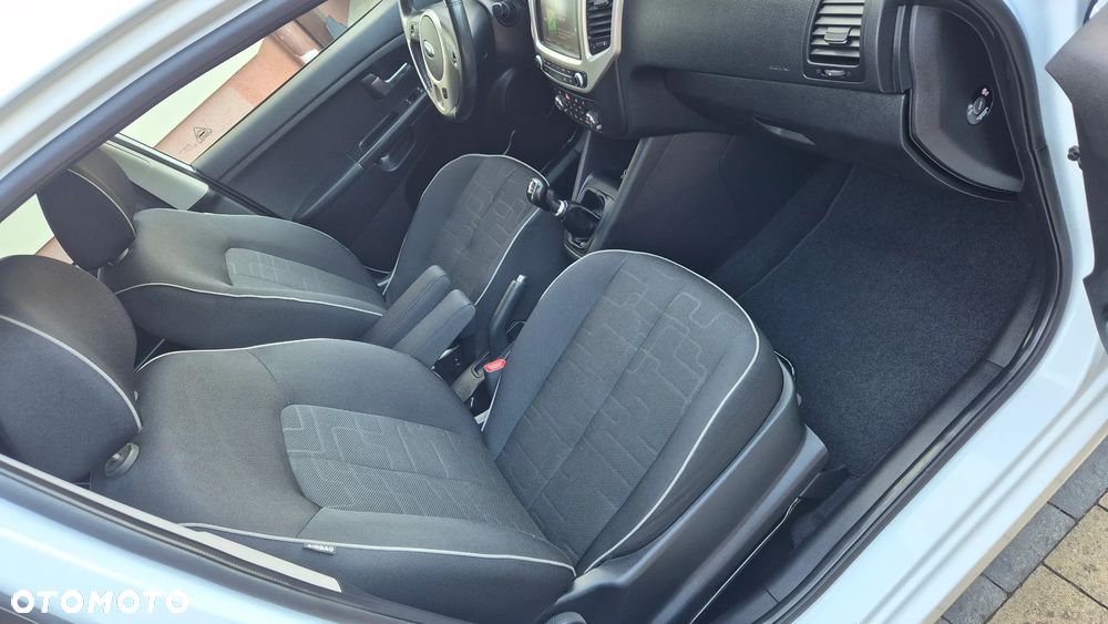 Kia Venga - 22