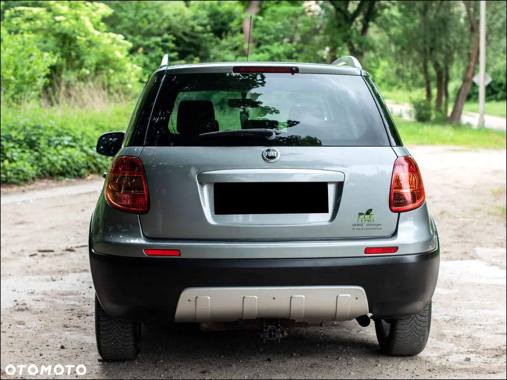 Fiat Sedici 1.9 Multijet DPF 4x4 Dynamic - 11