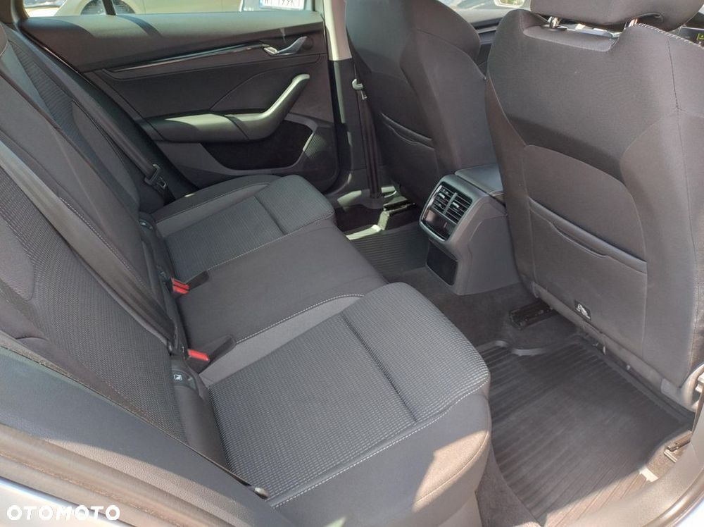 Skoda Octavia 1.5 TSI e-Tec Ambition DSG - 12