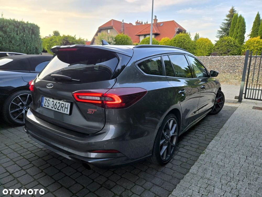 Ford Focus 2.3 EcoBoost ST X Edition - 4