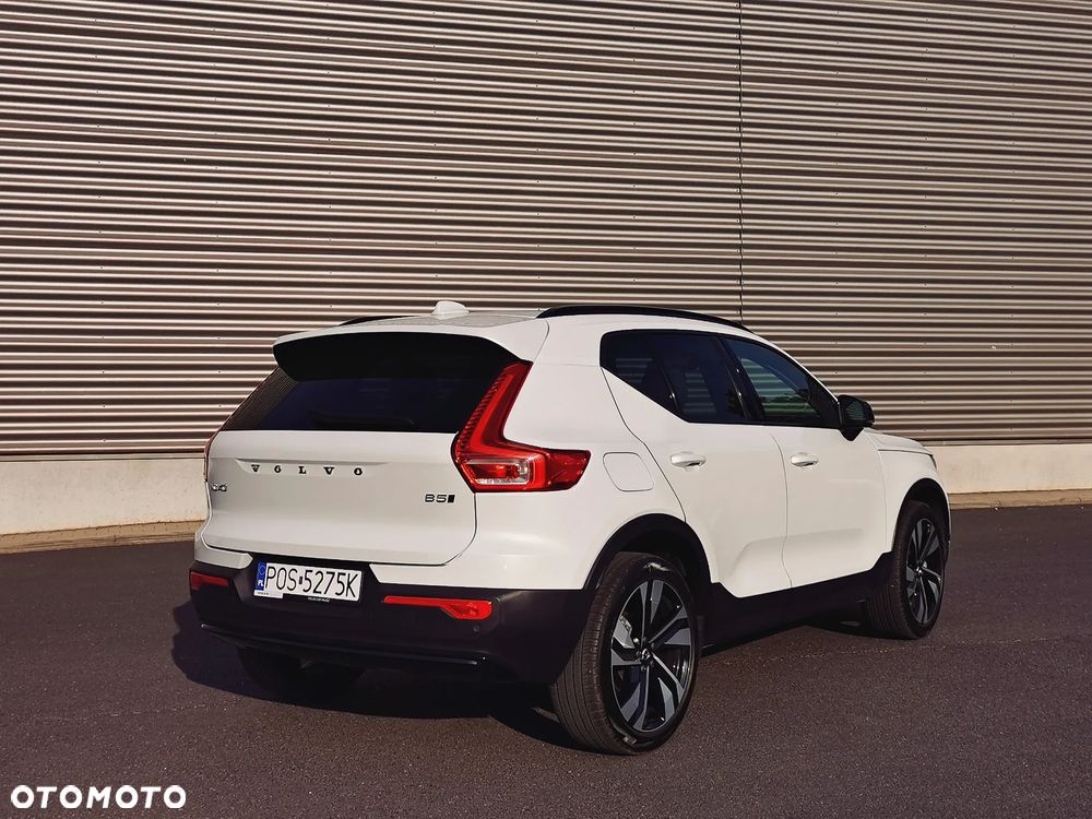 Volvo XC 40 B5 B AWD Ultimate Dark - 8