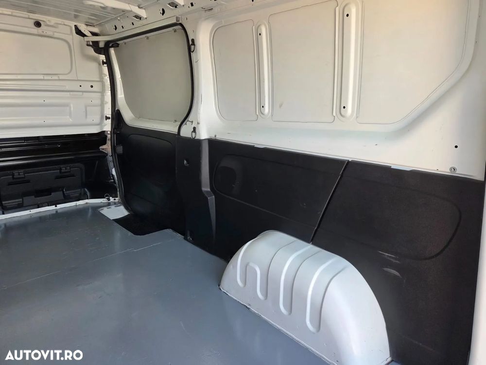 Renault New Trafic L2H1 - 13