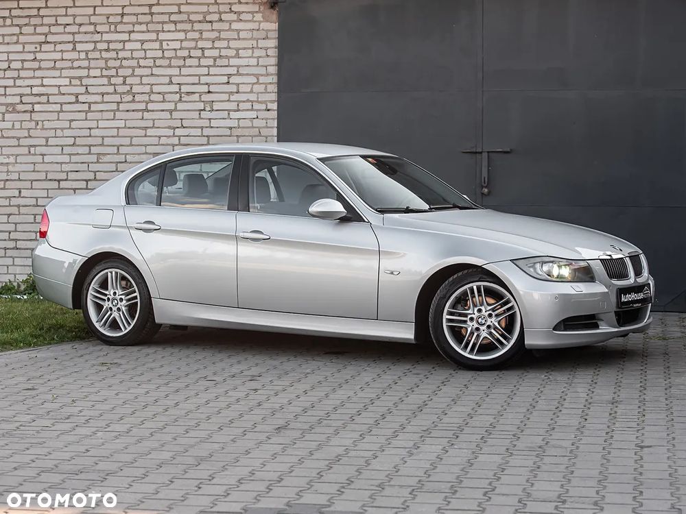 BMW Seria 3 325i - 14