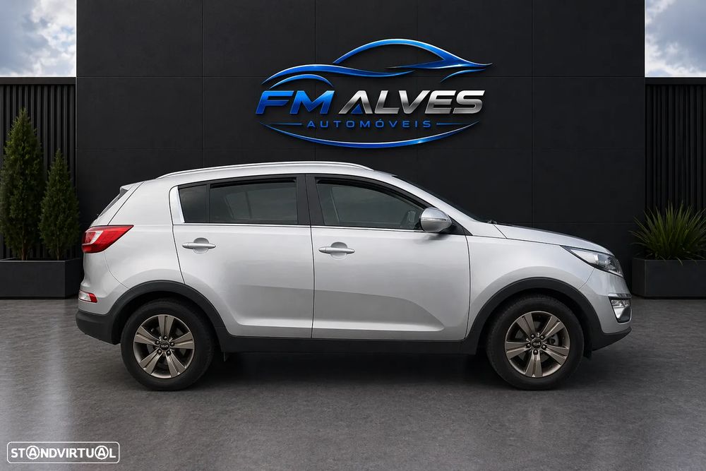 Kia Sportage 1.7 CRDI ISG LX - 10