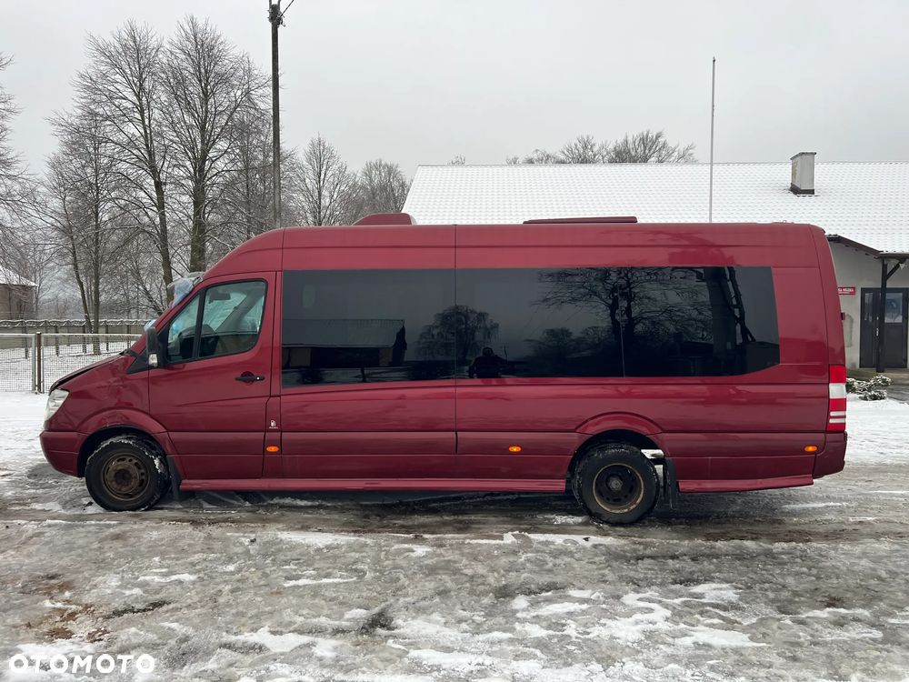 Mercedes-Benz Sprinter - 16