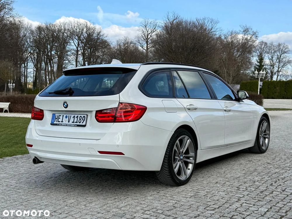 BMW Seria 3 318d Blue Performance Luxury Line - 12