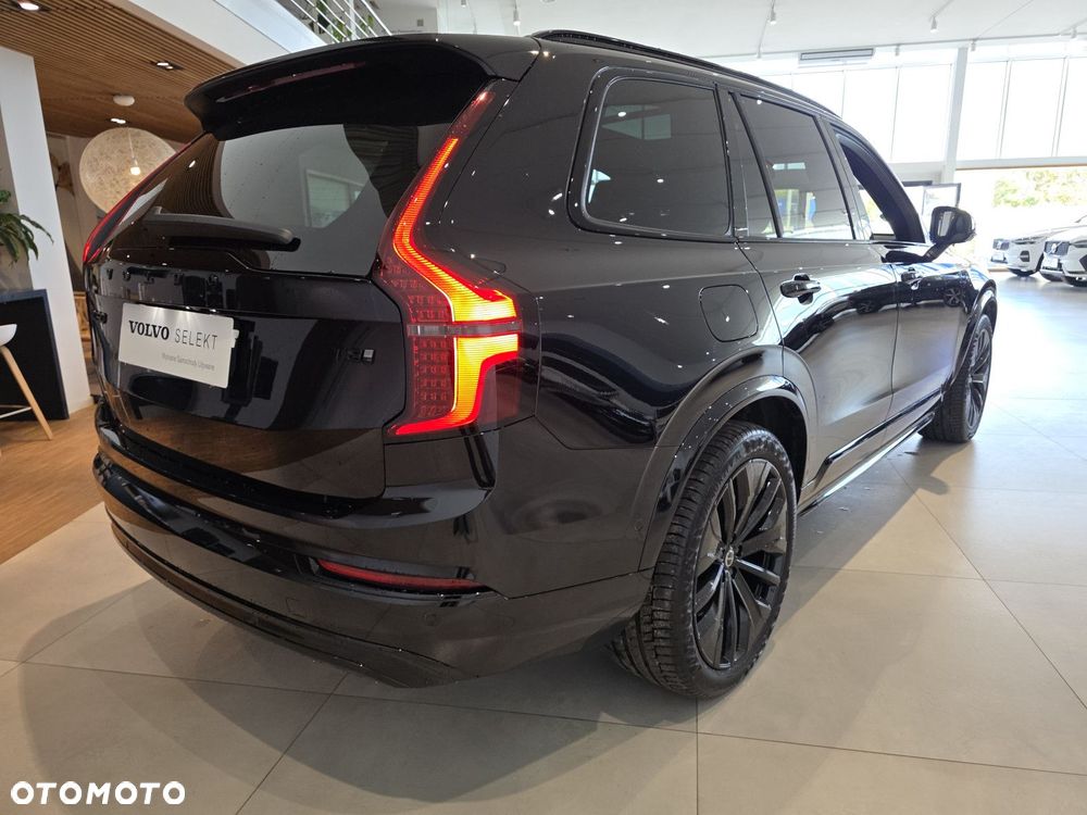 Volvo XC 90 - 7