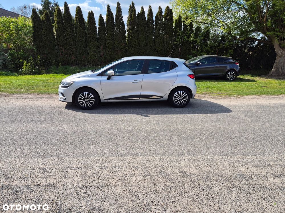 Renault Clio 1.5 dCi 75 Expression - 10