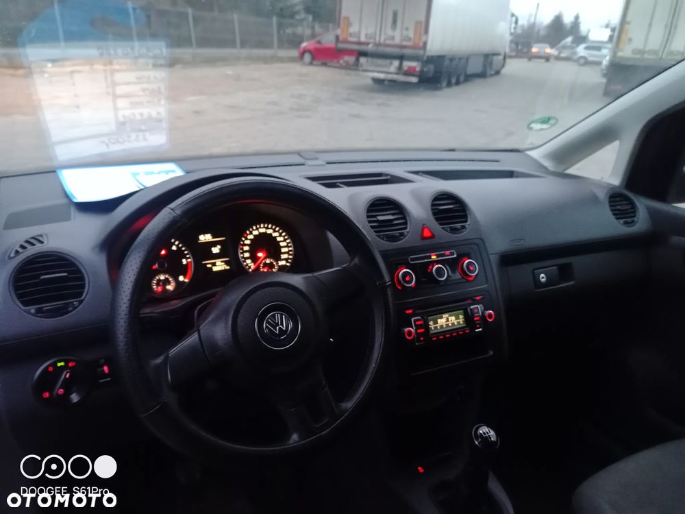 Volkswagen CADDY - 5