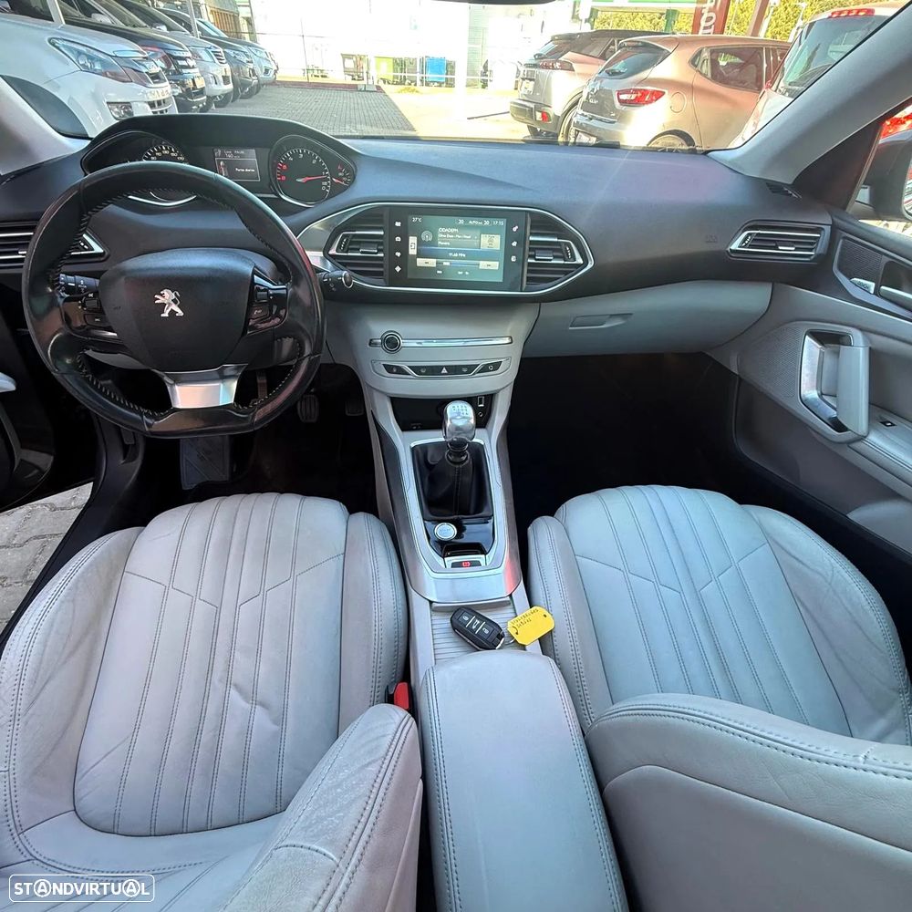 Peugeot 308 1.6 BlueHDi Allure J18 - 3