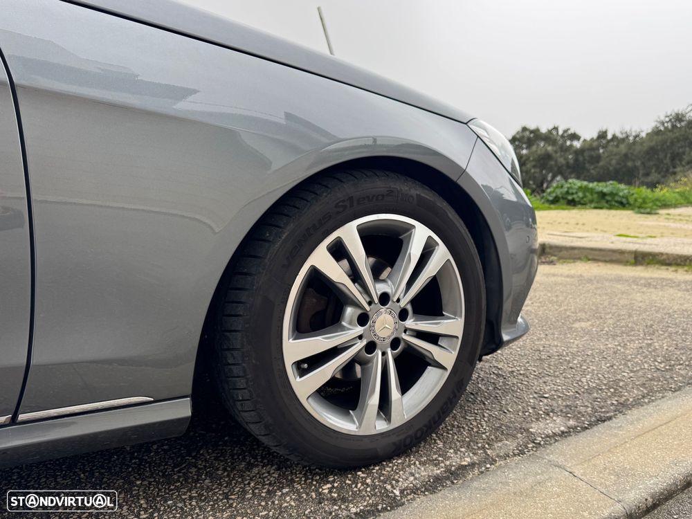 Mercedes-Benz E 220 - 12