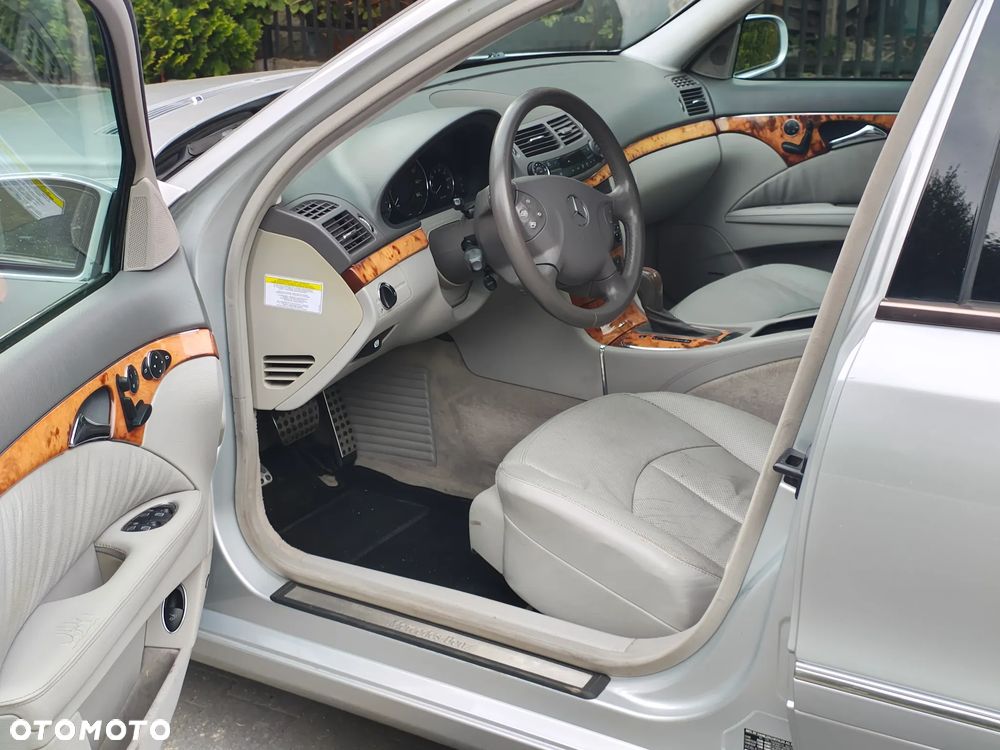 Mercedes-Benz Klasa E 500 Avantgarde - 5