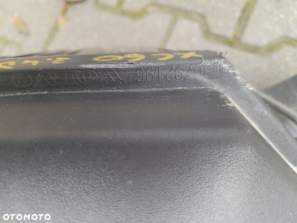OBUDOWA FILTRA POWIETRZA 30792196 VOLVO XC60 2.4D5 LIFT - 4