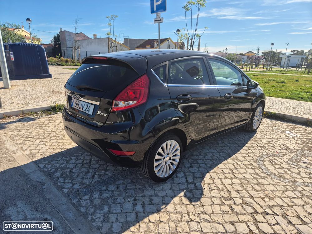 Ford Fiesta 1.4 TDCI Titanium - 3