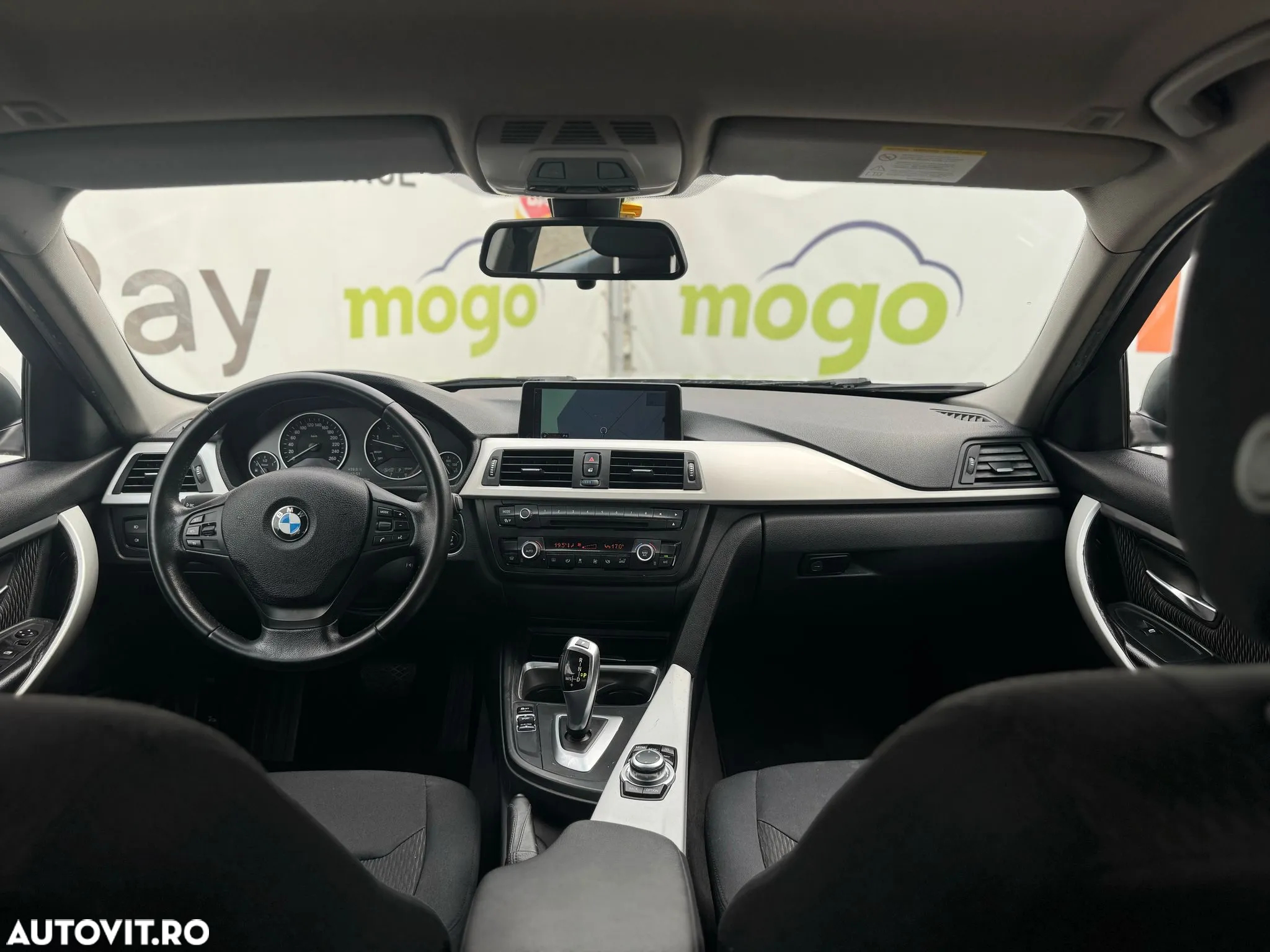 BMW Seria 3 318d Touring Aut. - 6