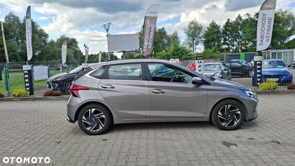 Hyundai i20 1.2 Modern - 32