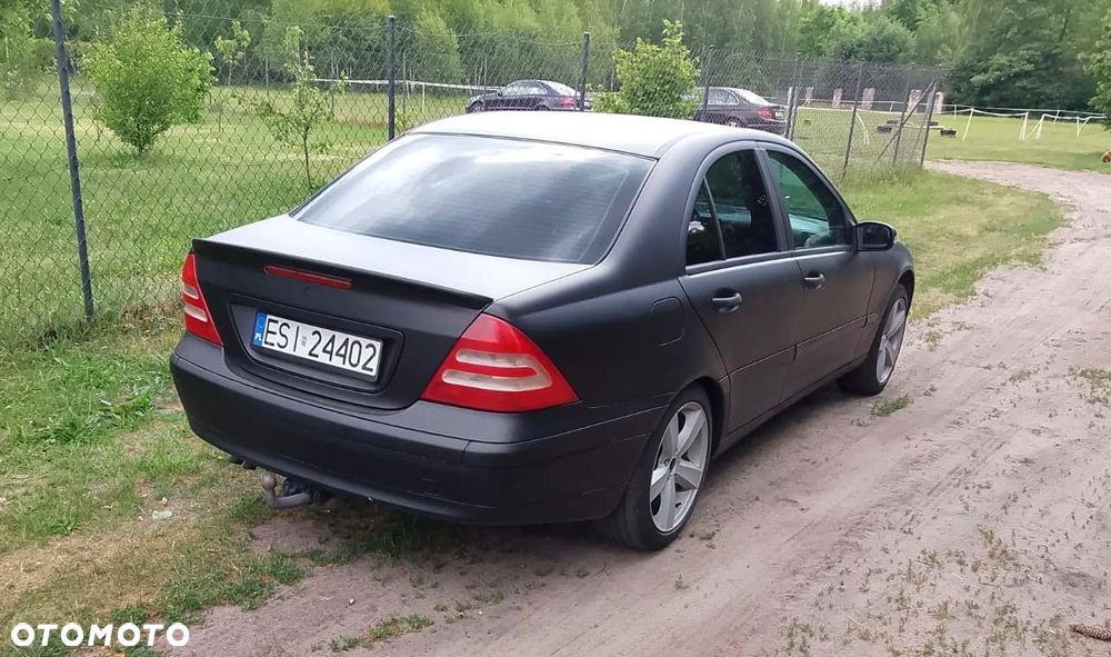 Mercedes-Benz Klasa C 180 T Classic - 3