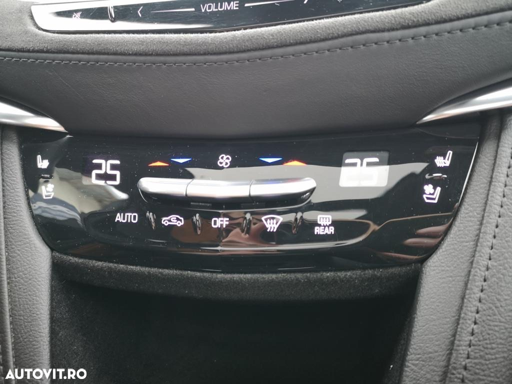 Cadillac XT5 - 14