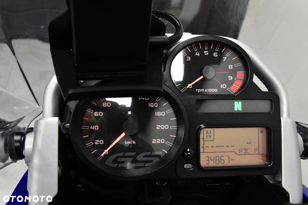 BMW R - 19
