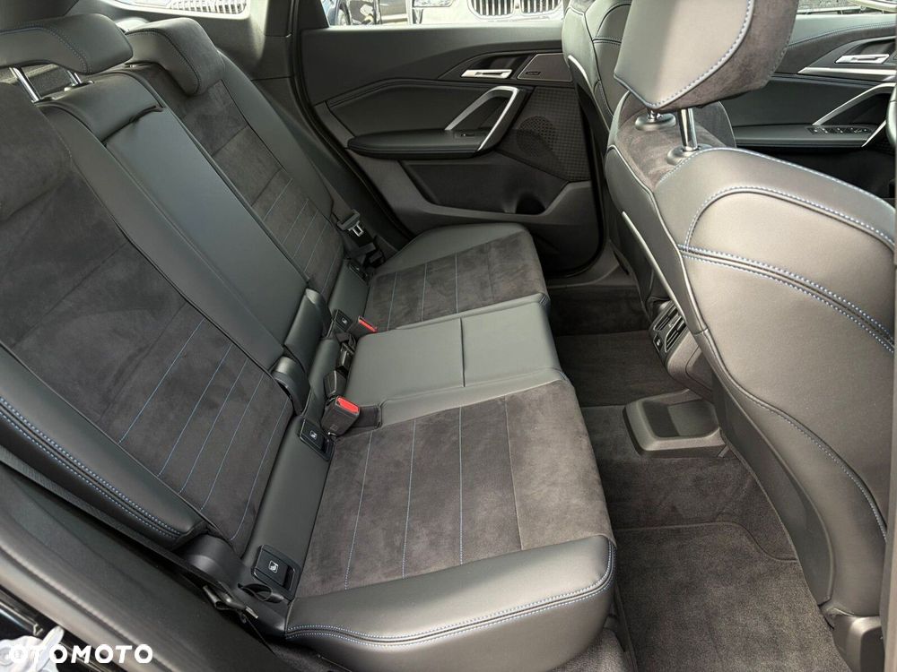 BMW X1 - 15