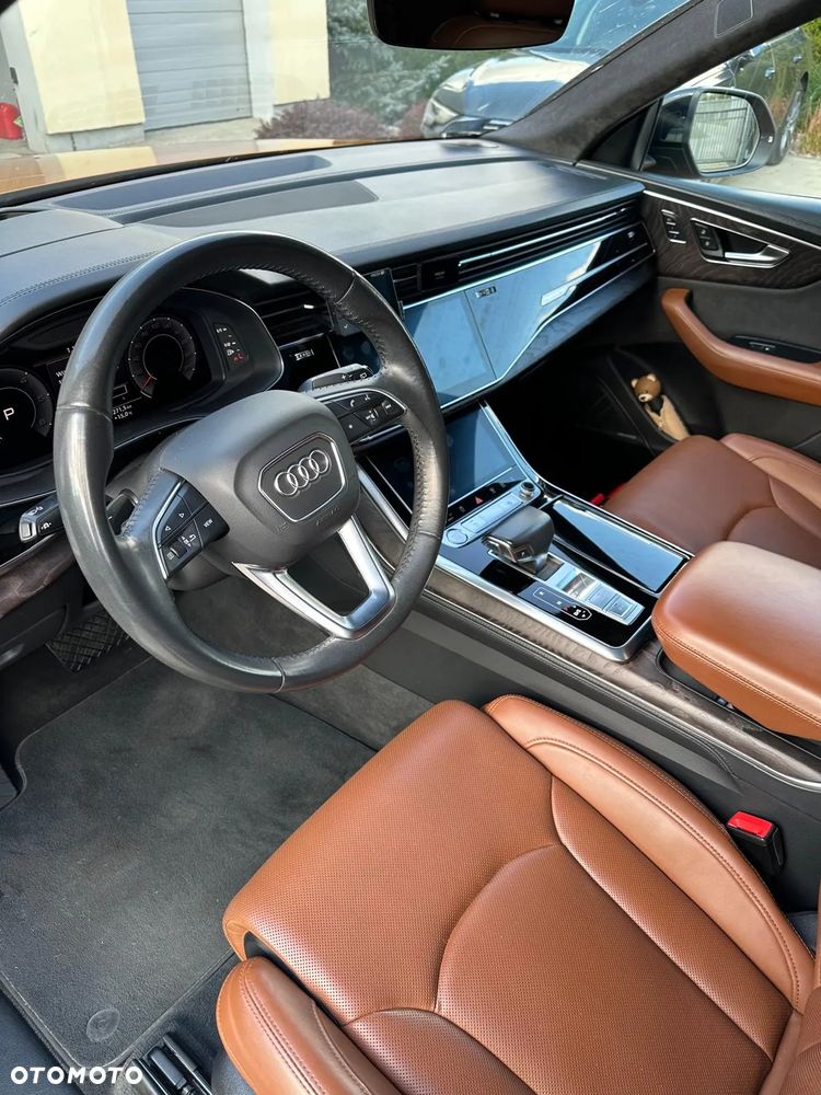Audi Q8 - 7