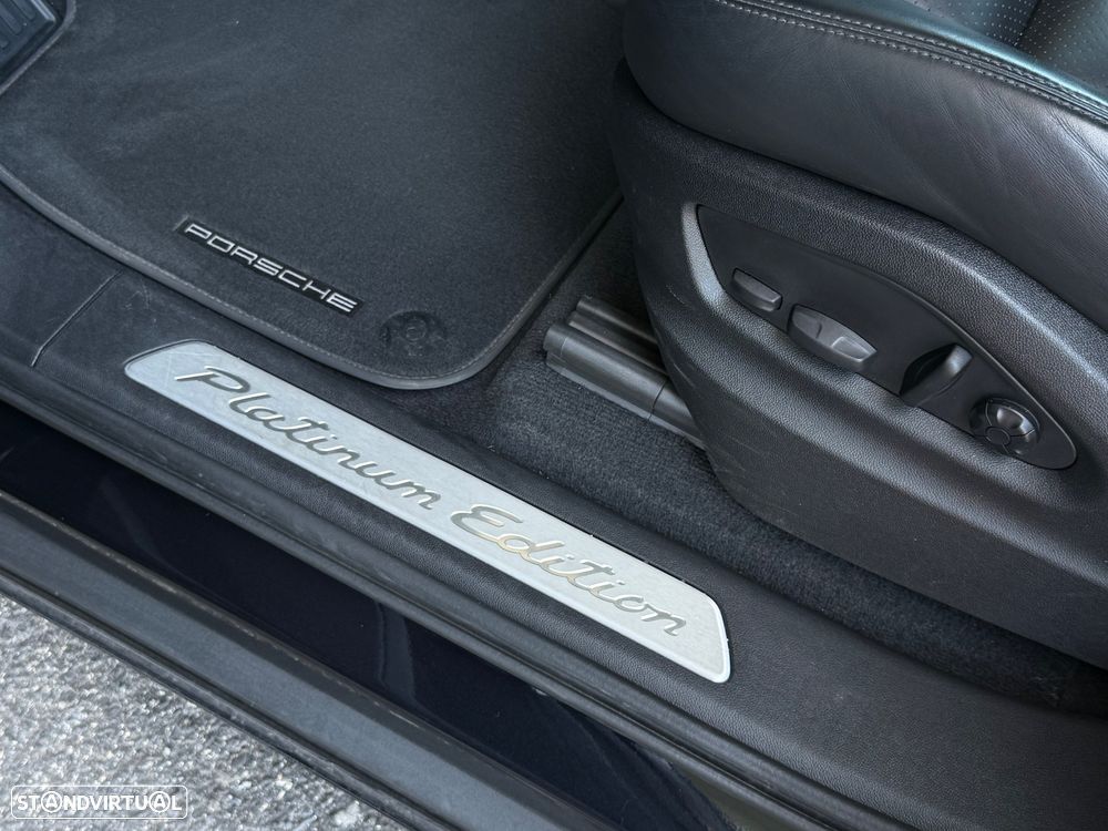 Porsche Cayenne - 28