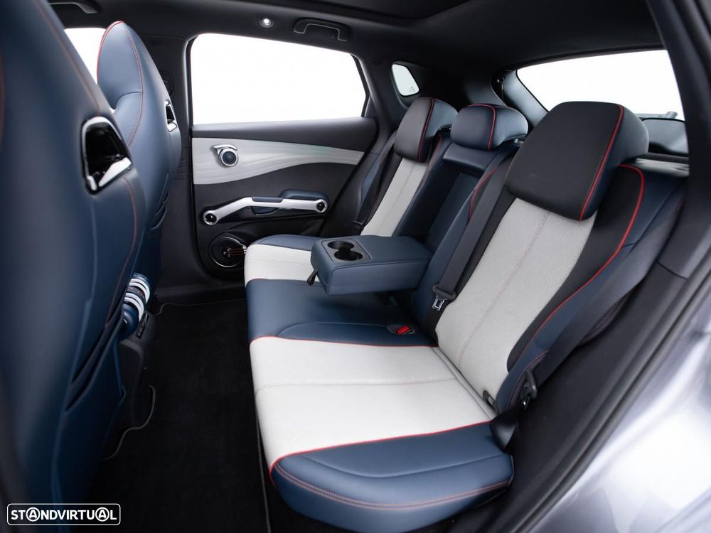 BYD Atto 3 Comfort - 11