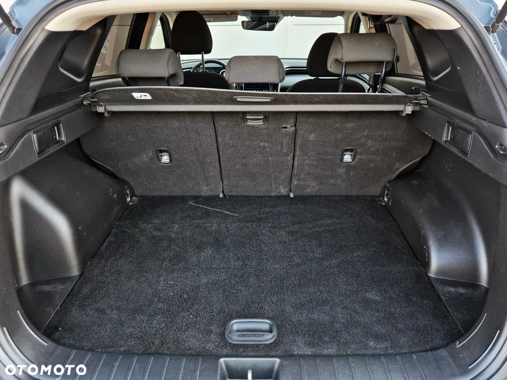 Hyundai Tucson 1.6 CRDi 48V-Hybrid 2WD DCT Select - 26