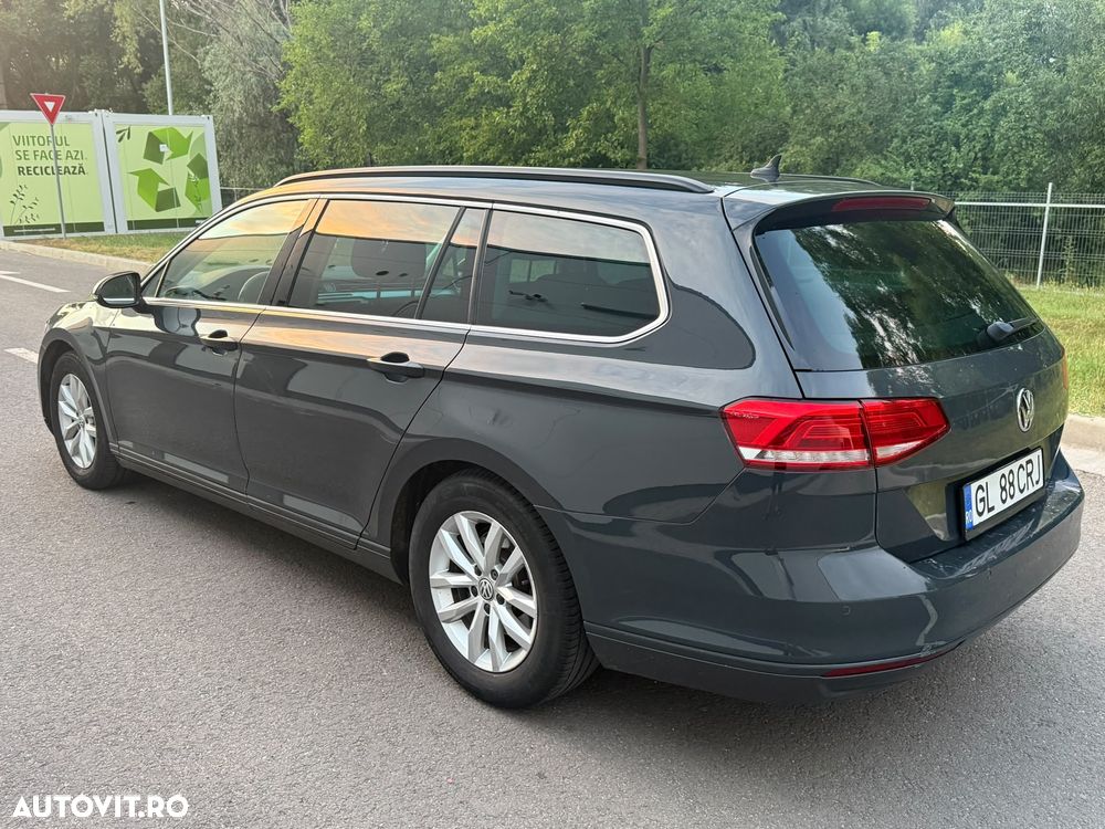 Volkswagen Passat 2.0 TDI DSG Comfortline - 4