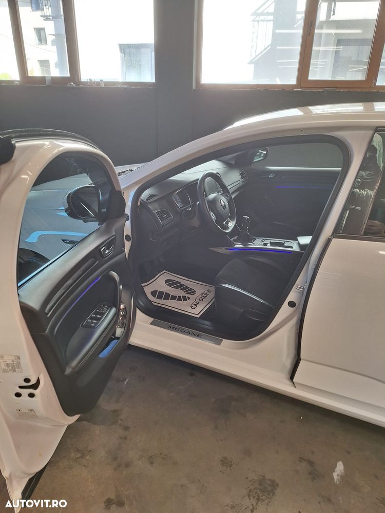 Renault Megane ENERGY dCi Intens - 13