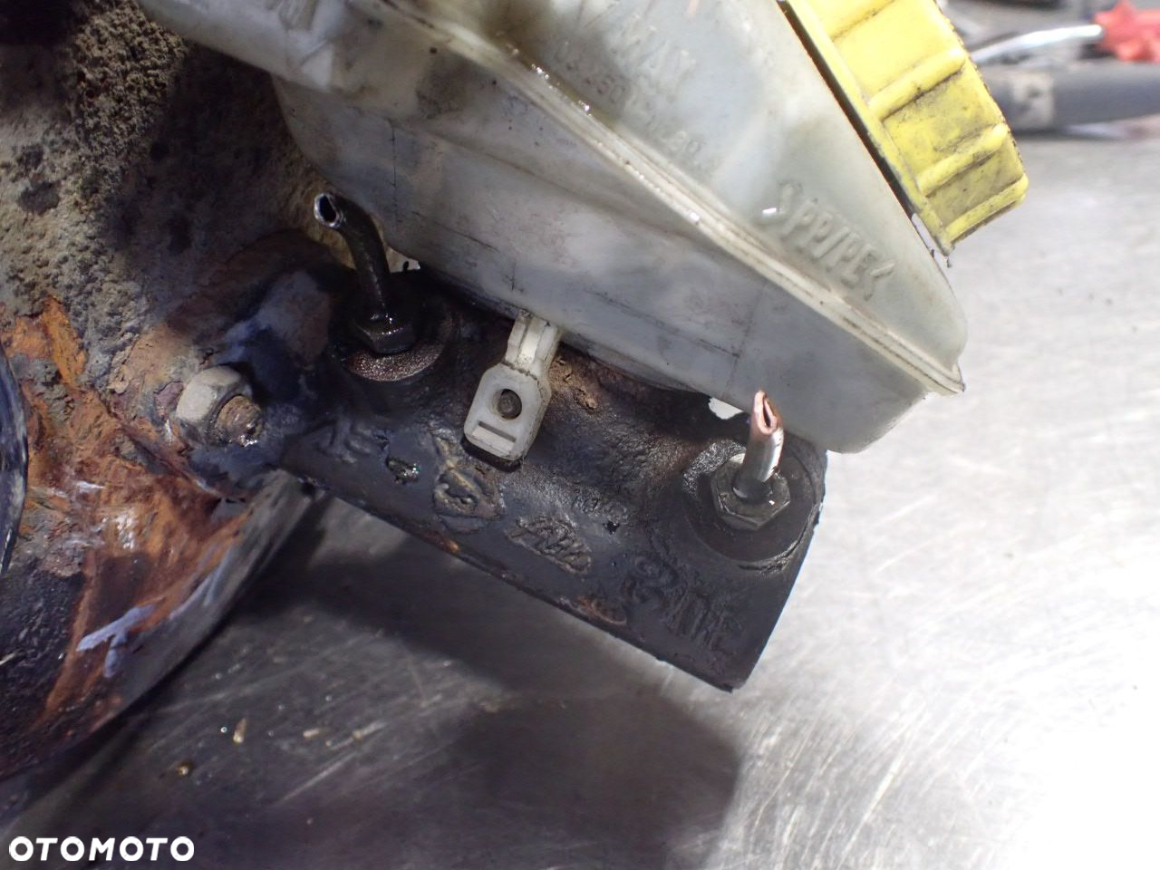 SERWO POMPA HAMULCOWA VOLKSWAGEN T4 TRANSPORTER 1.9 7D0612101E - 9