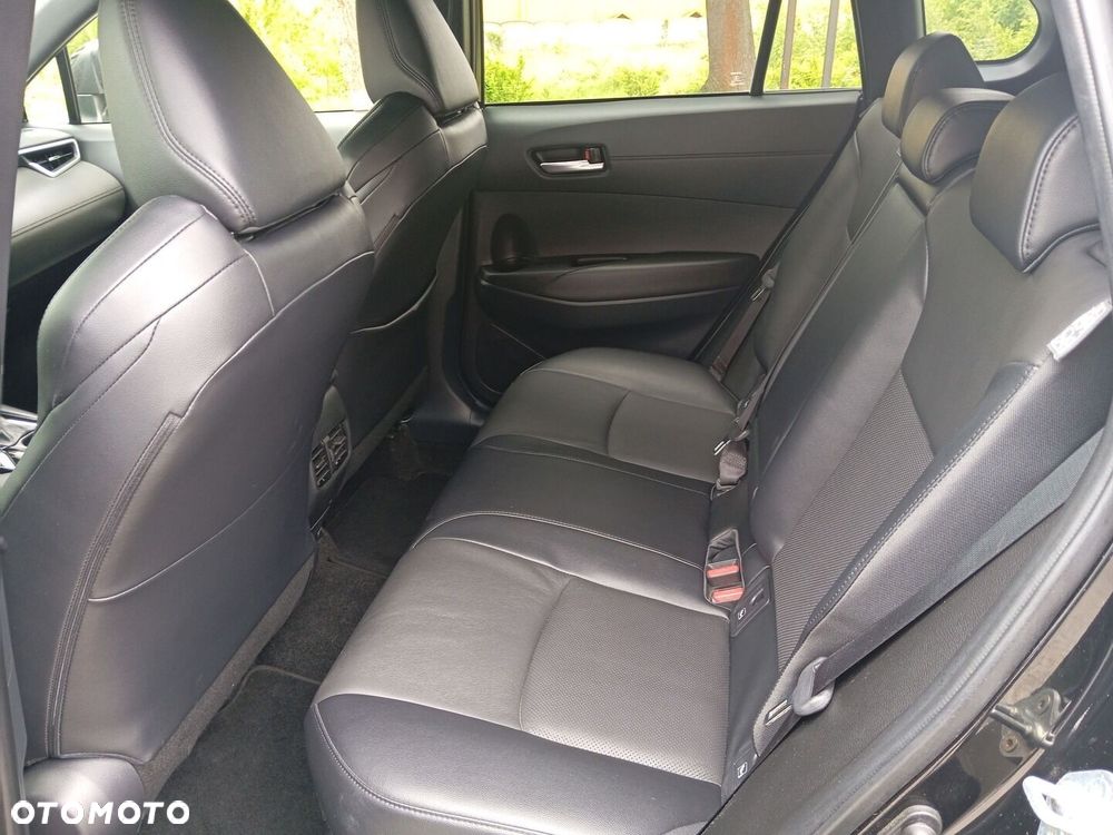 Toyota Corolla Cross 2.0 Hybrid Executive - 16